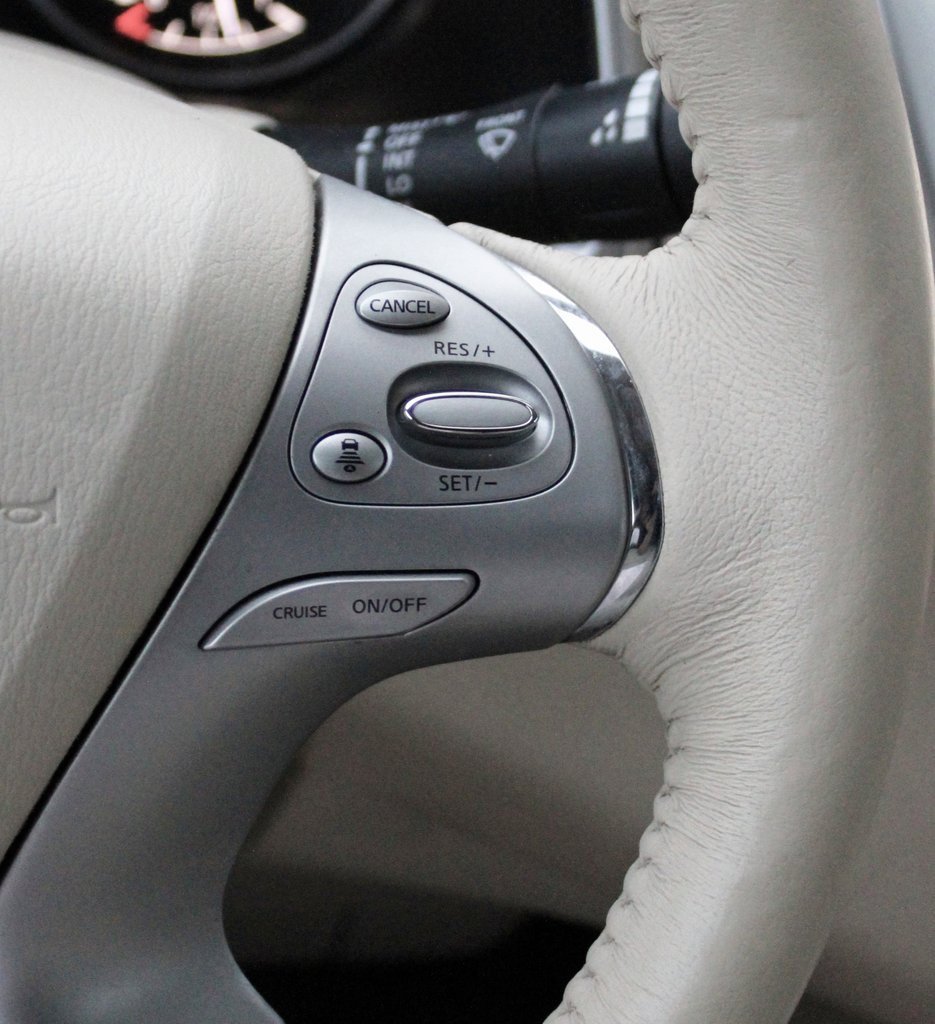 Used 2018 Nissan Murano SL w/ Moonroof Package image 34