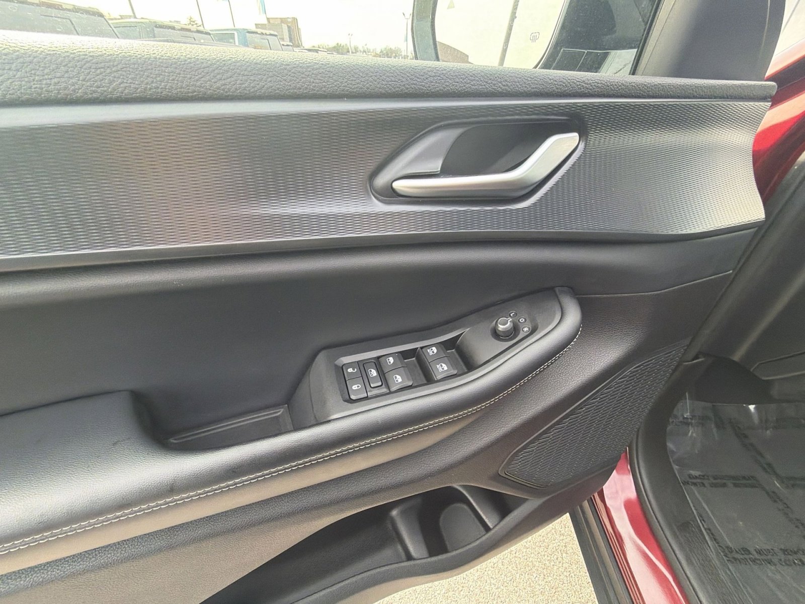 Used 2023 Jeep Grand Cherokee Altitude image 15