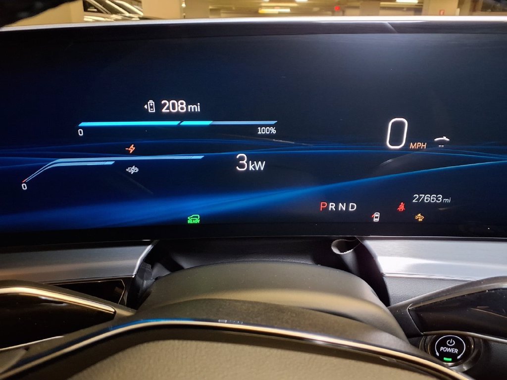 Certified 2024 Cadillac Lyriq Sport RWD image 9