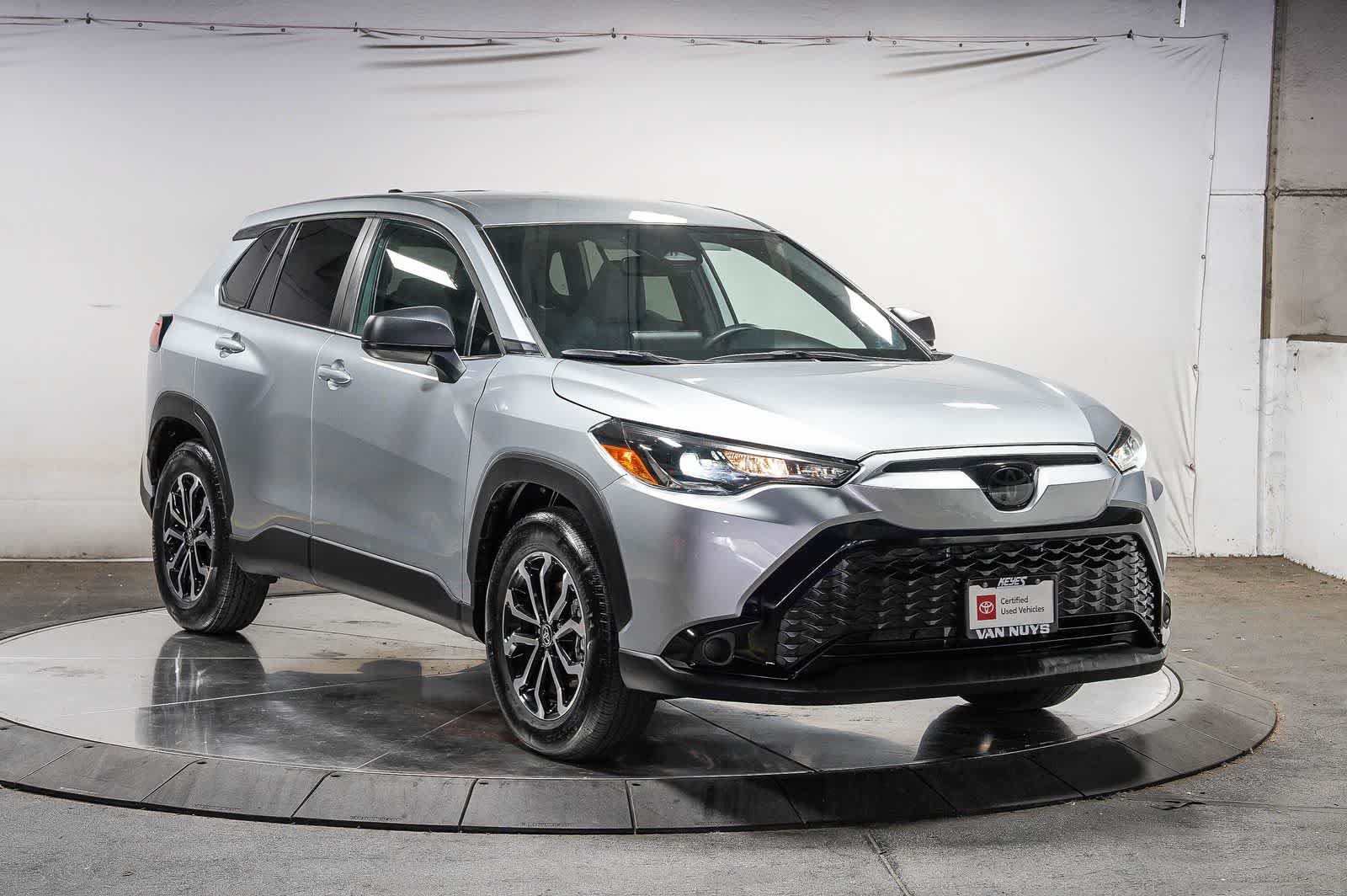 Certified 2025 Toyota Corolla Cross AWD Hybrid image 6