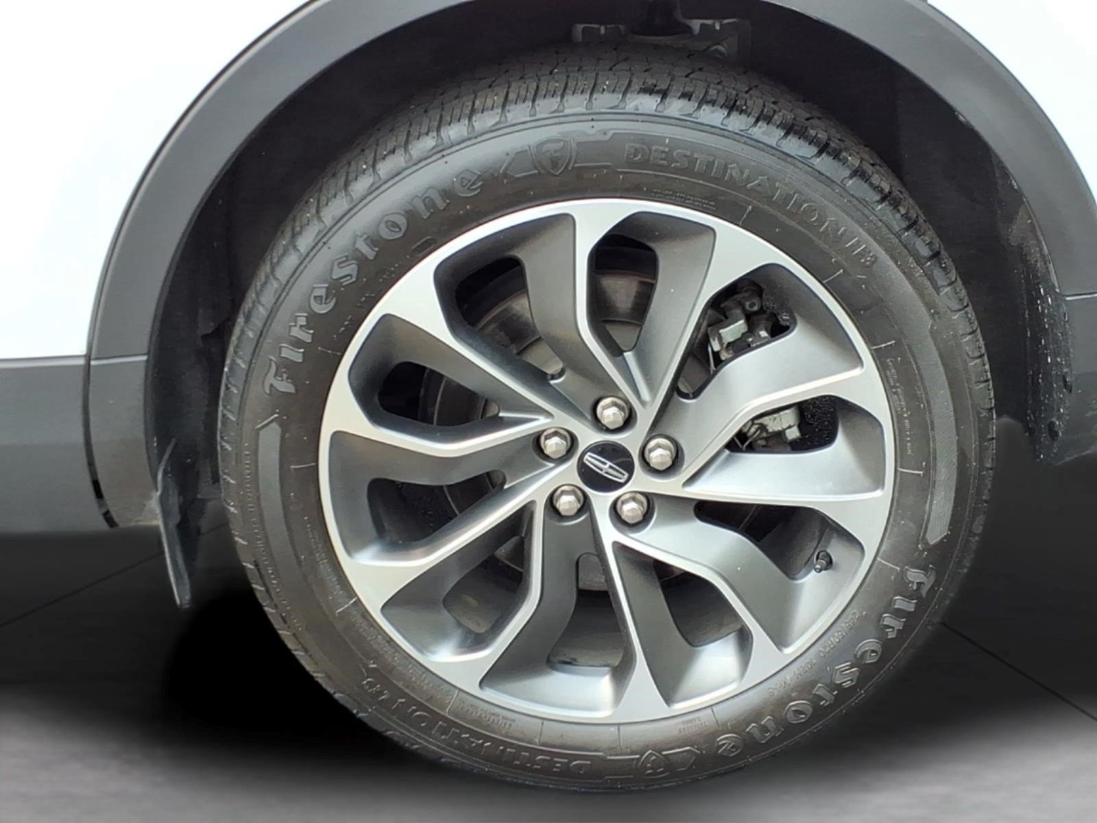 Used 2021 Lincoln Nautilus Reserve AWD/4WD image 7