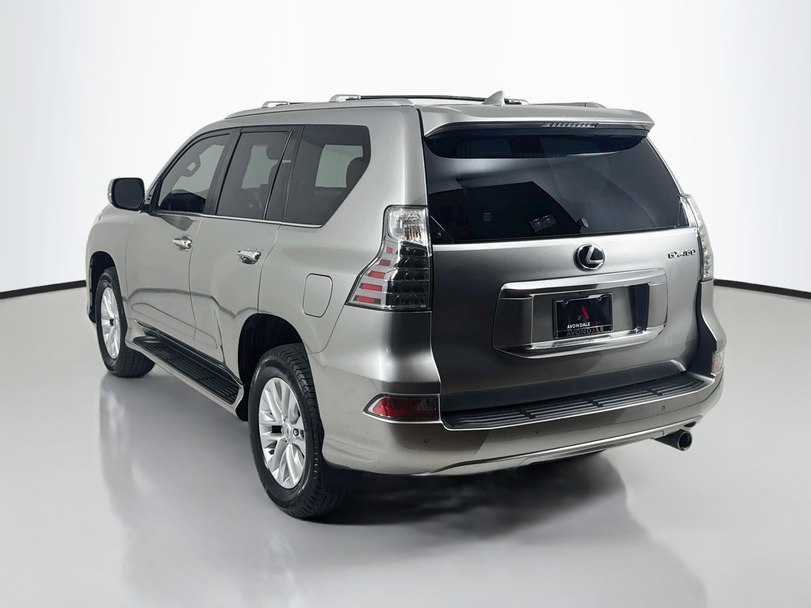 Used 2023 Lexus GX 460 Premium w/ Premium Package AWD/4WD image 6