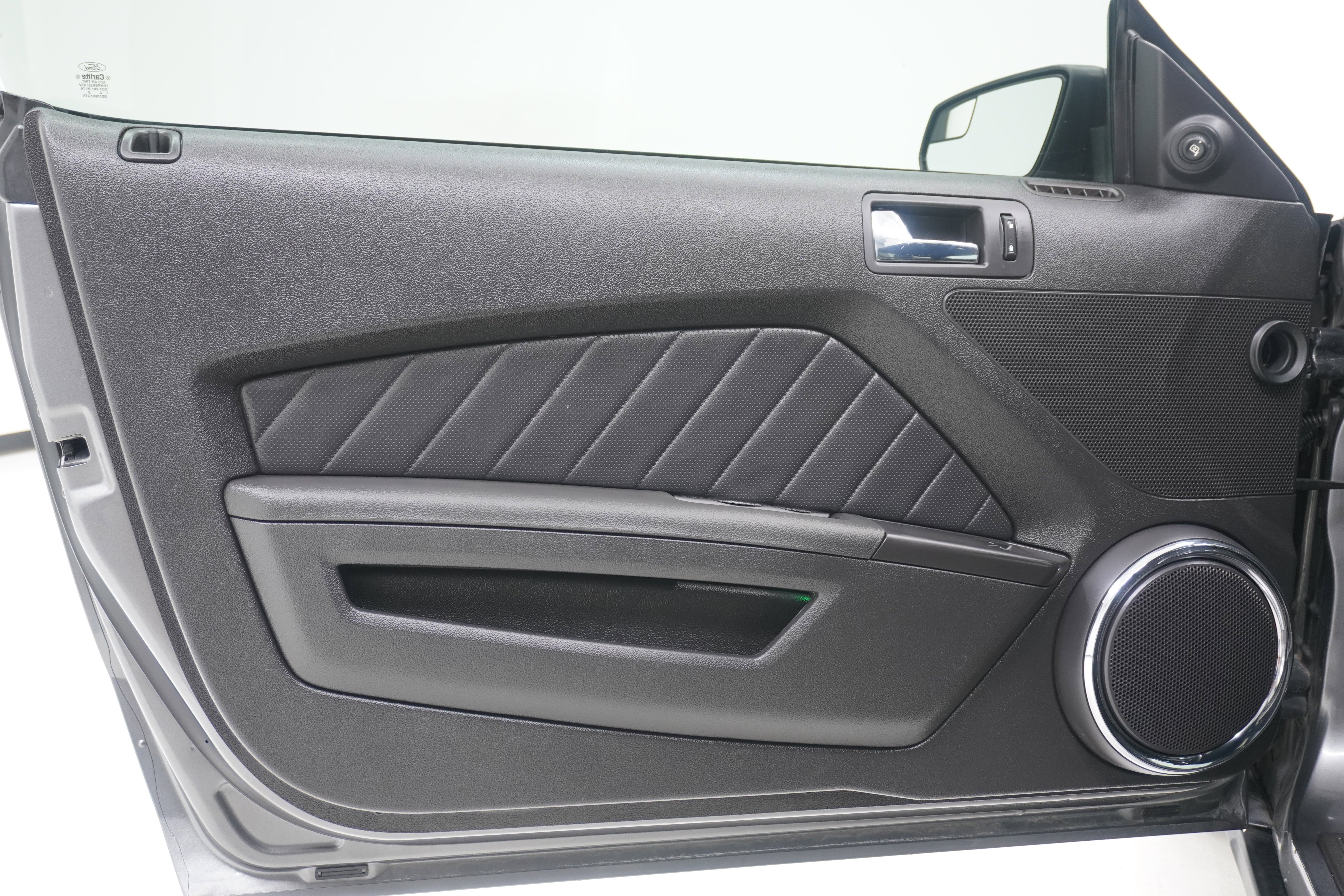 Used 2012 Ford Mustang Premium RWD image 15