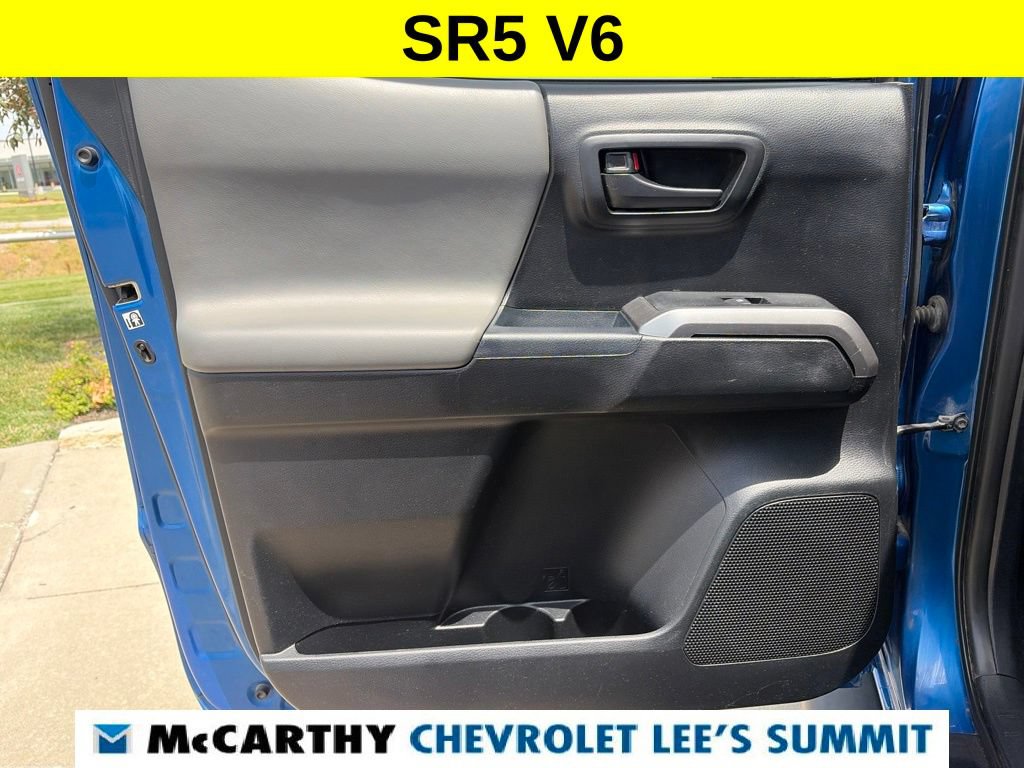 Used 2017 Toyota Tacoma SR5 w/ Tow Package AWD/4WD image 36
