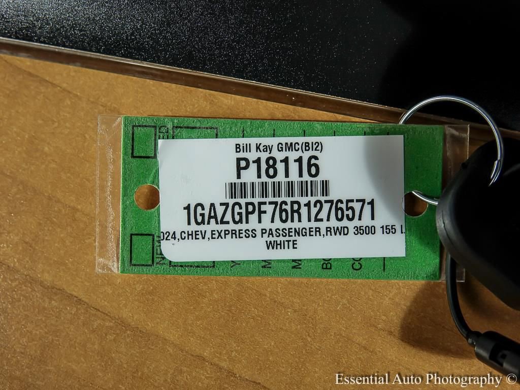 Used 2024 Chevrolet Express 3500 LT w/ LT Preferred Equipment Group image 16