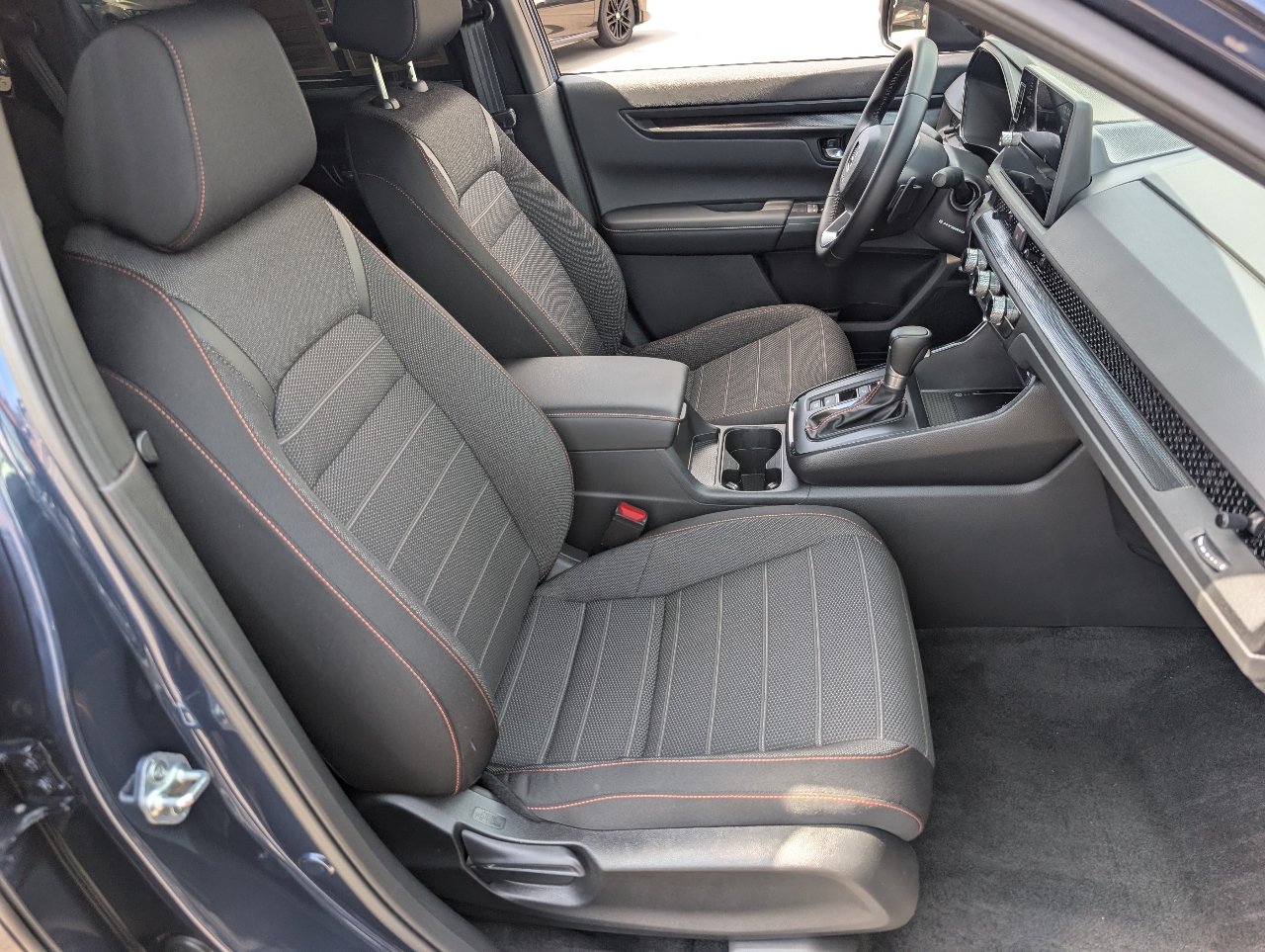 Used 2026 Honda CR-V Sport image 8