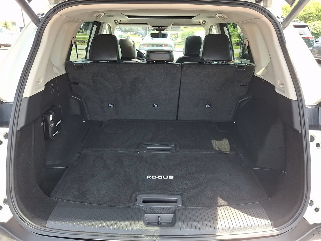 Certified 2023 Nissan Rogue SL w/ SL Premium Package AWD/4WD image 30