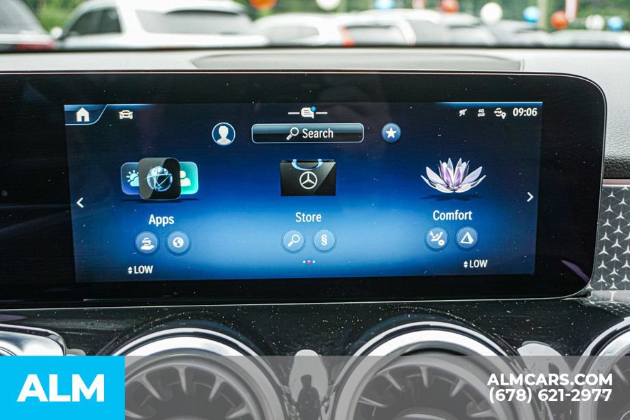 Used 2024 Mercedes-Benz GLB 250 image 34