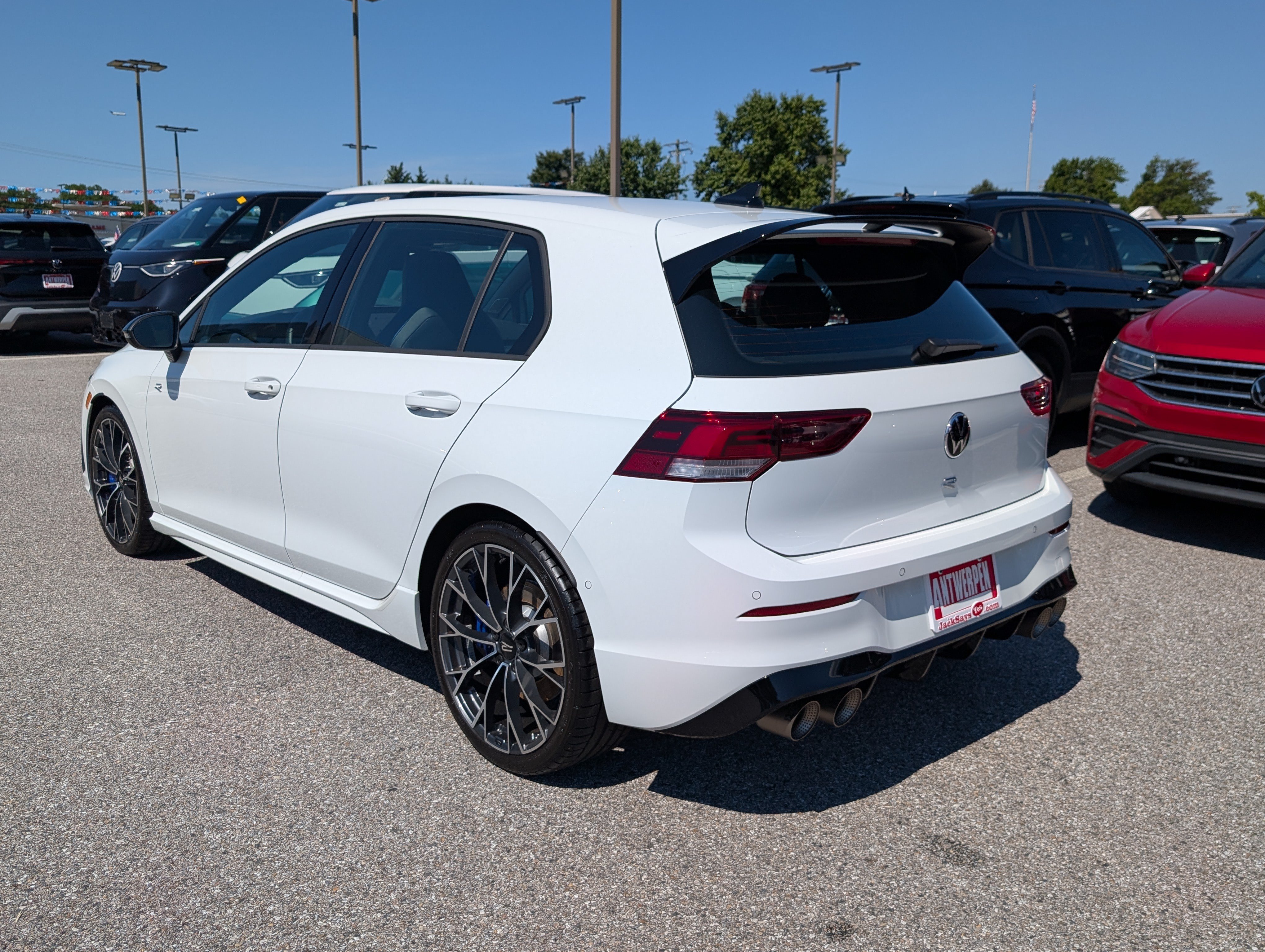 Used 2026 Volkswagen Golf w/ Euro Style Package AWD/4WD image 5