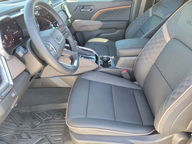 Used 2025 GMC Canyon Denali w/ LPO, Denali Black Edition image 12