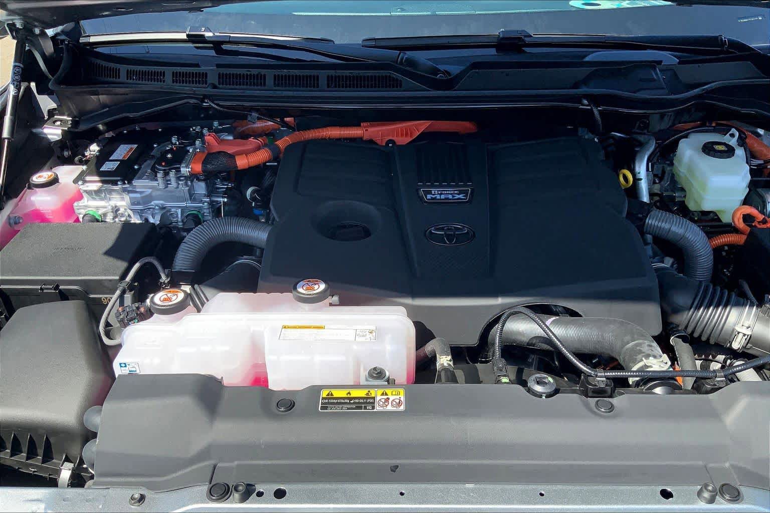 New 2026 Toyota Tundra Platinum AWD/4WD image 16