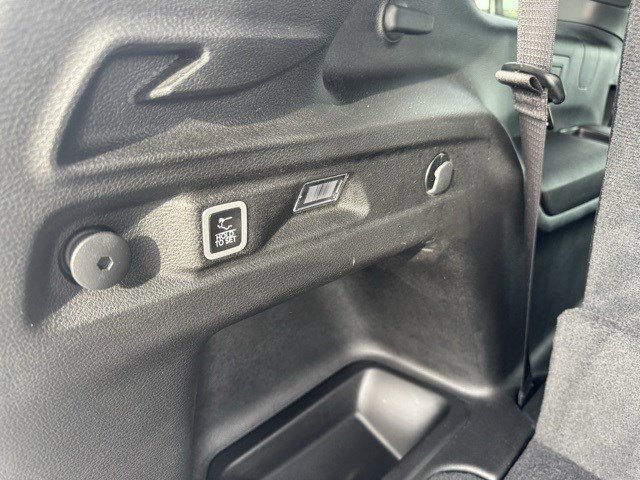 Used 2024 Jeep Grand Cherokee L Limited image 30