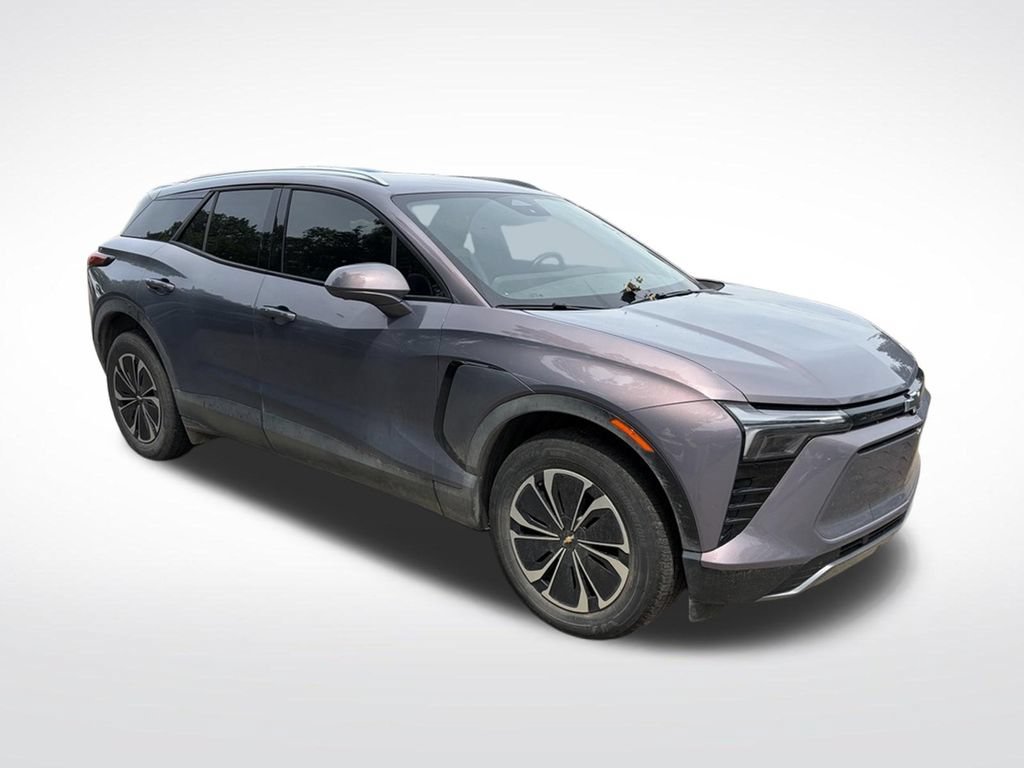 Used 2024 Chevrolet Blazer EV LT AWD/4WD image 9