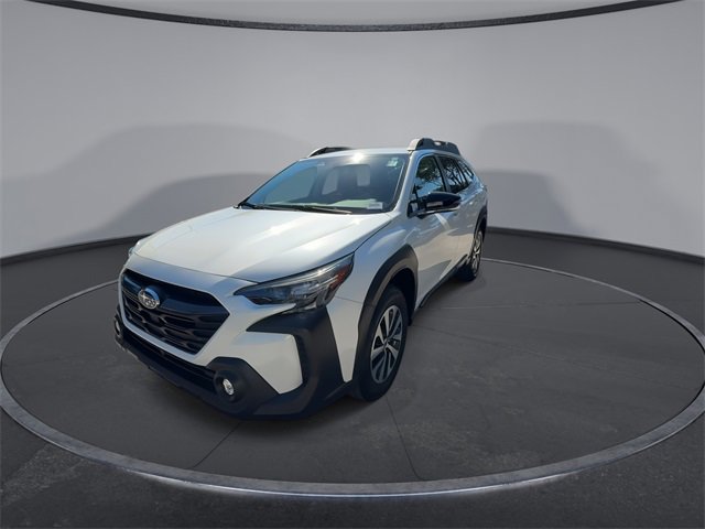 Certified 2025 Subaru Outback Premium image 3