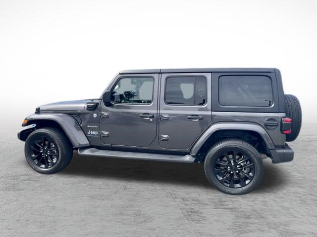 Used 2023 Jeep Wrangler Unlimited Sahara w/ Cold Weather Group AWD/4WD image 5