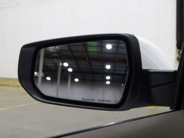 Used 2022 Chevrolet Malibu LT image 39