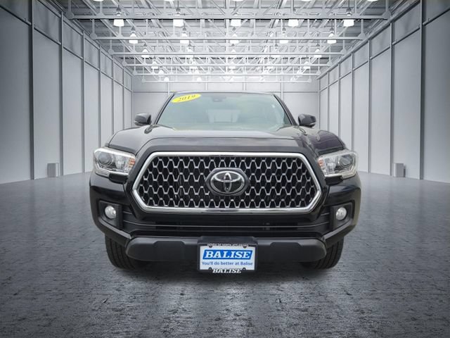 Used 2019 Toyota Tacoma TRD Off-Road AWD/4WD image 12