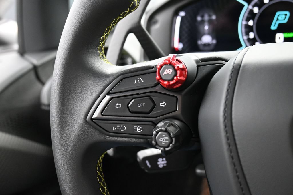 Used 2024 Lamborghini Revuelto AWD/4WD image 18