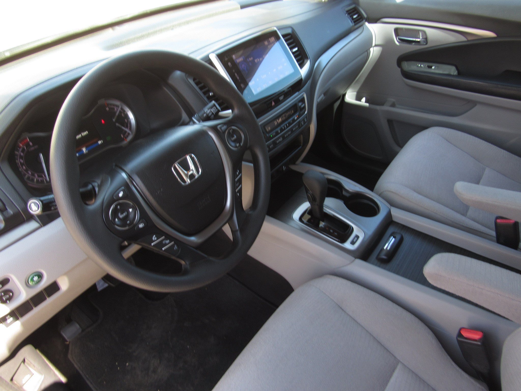 Used 2017 Honda Pilot EX image 15