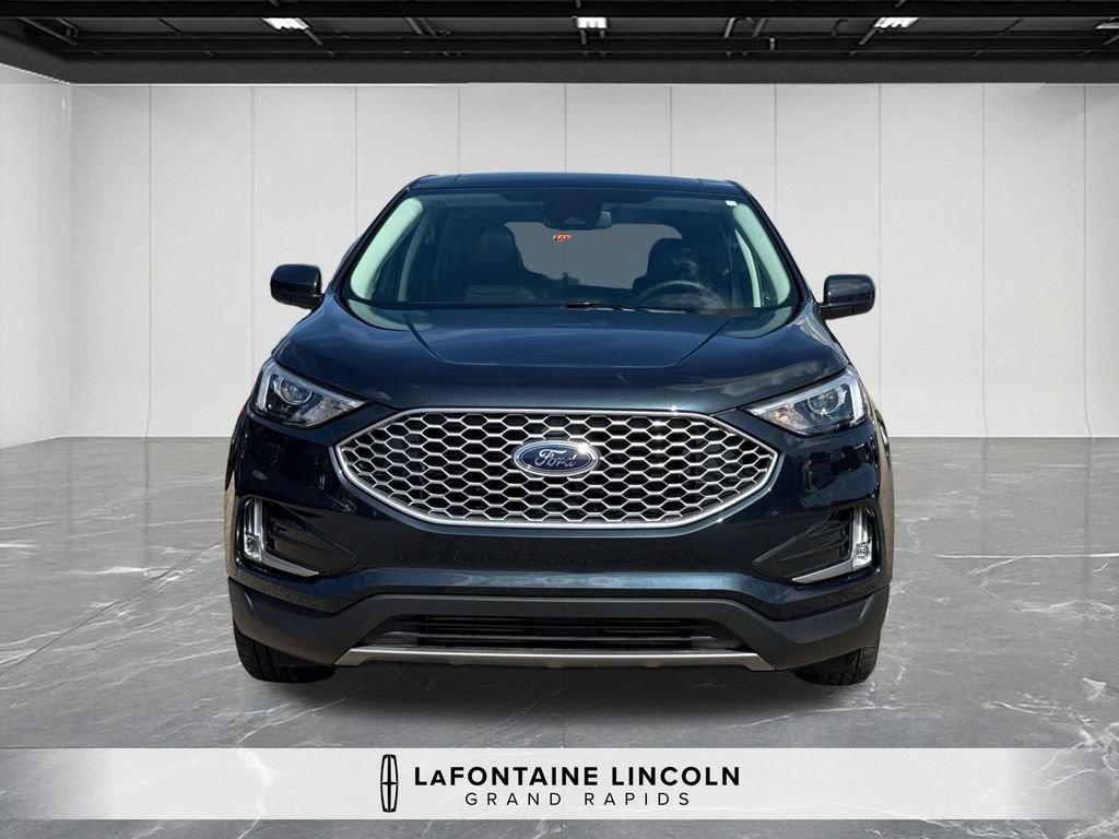Used 2023 Ford Edge SEL w/ Convenience Package AWD/4WD image 8