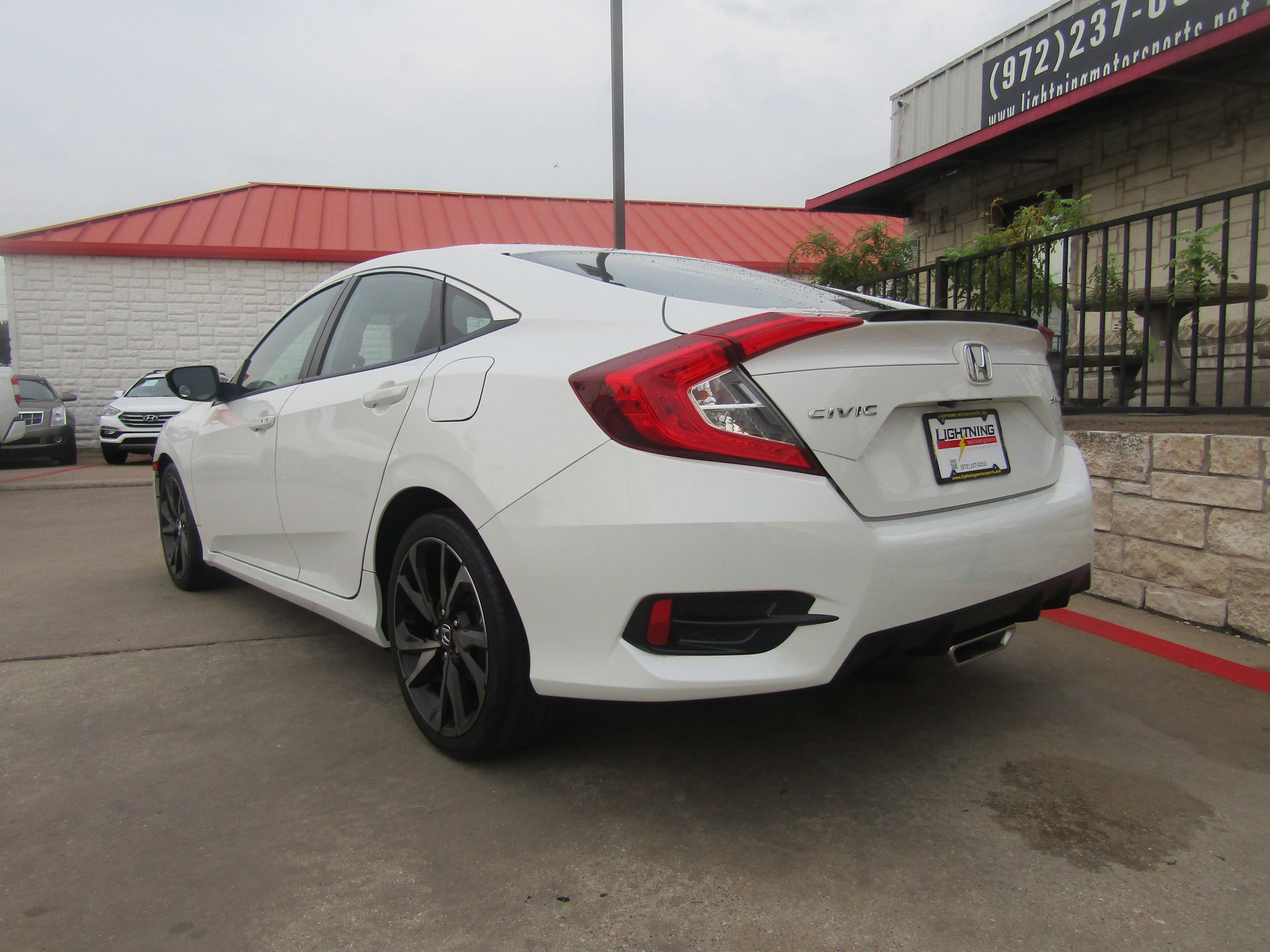 Used 2019 Honda Civic Sport image 3