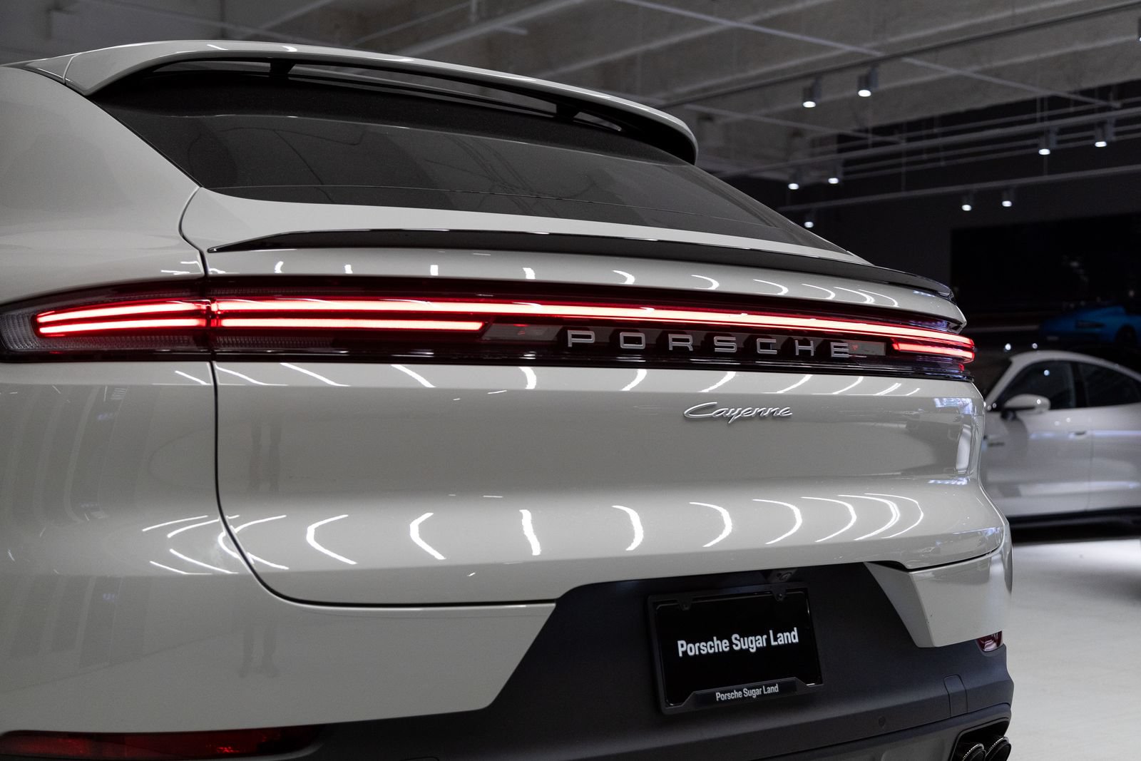 New 2026 Porsche Cayenne Coupe AWD/4WD image 31