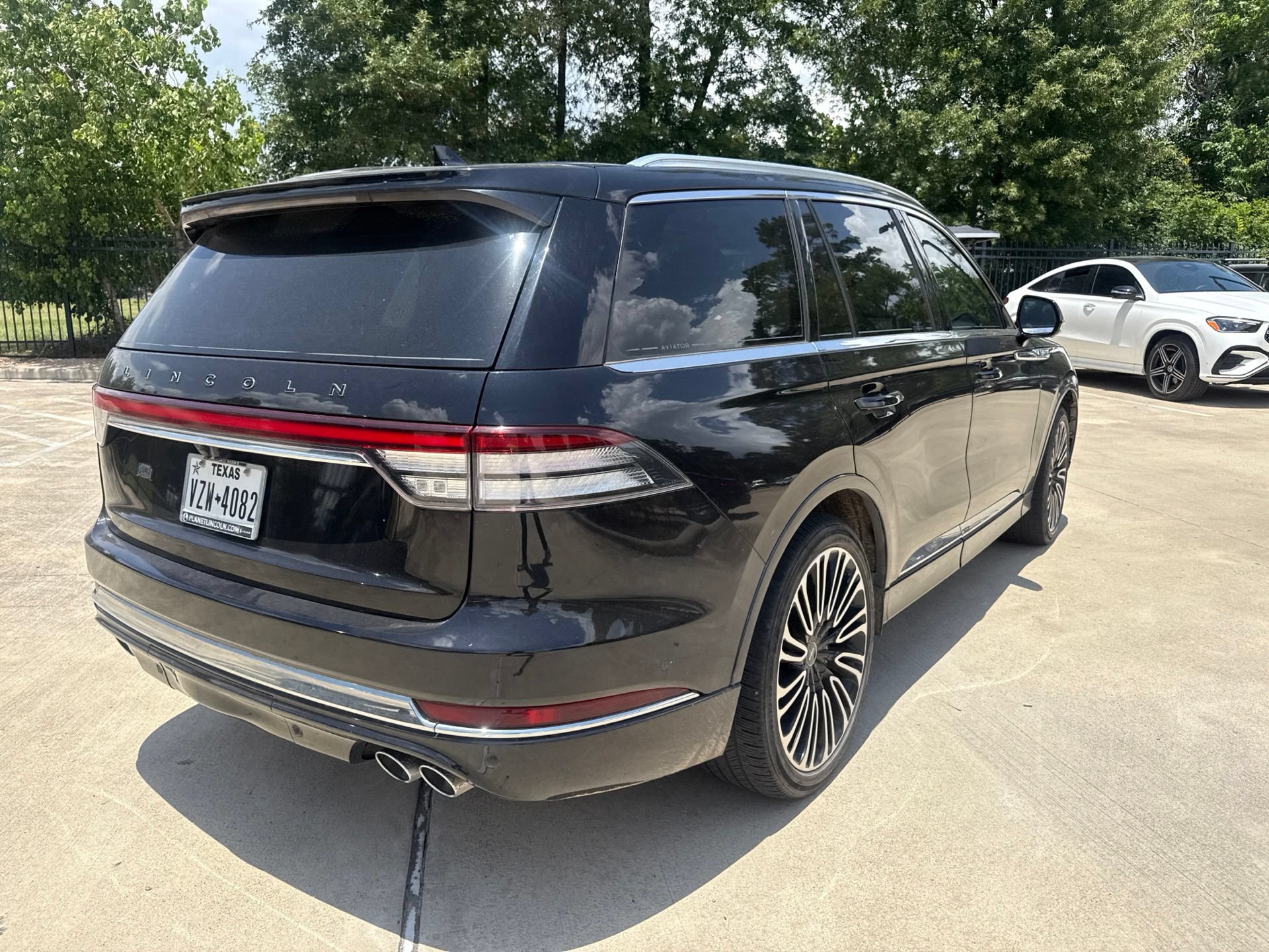 Used 2020 Lincoln Aviator Black Label w/ Dynamic Handling Package AWD/4WD image 4