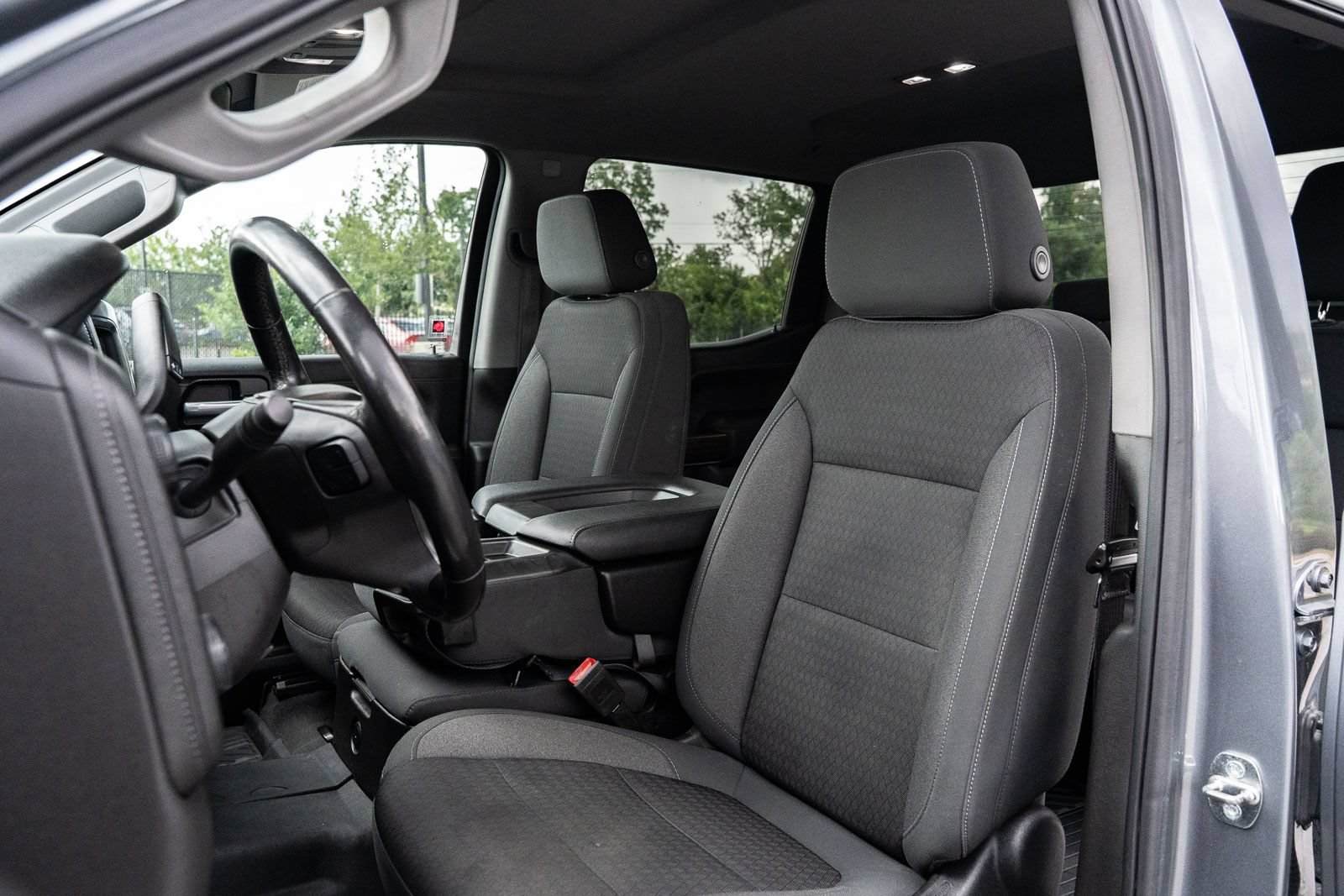 Used 2021 Chevrolet Silverado 1500 RST AWD/4WD image 19