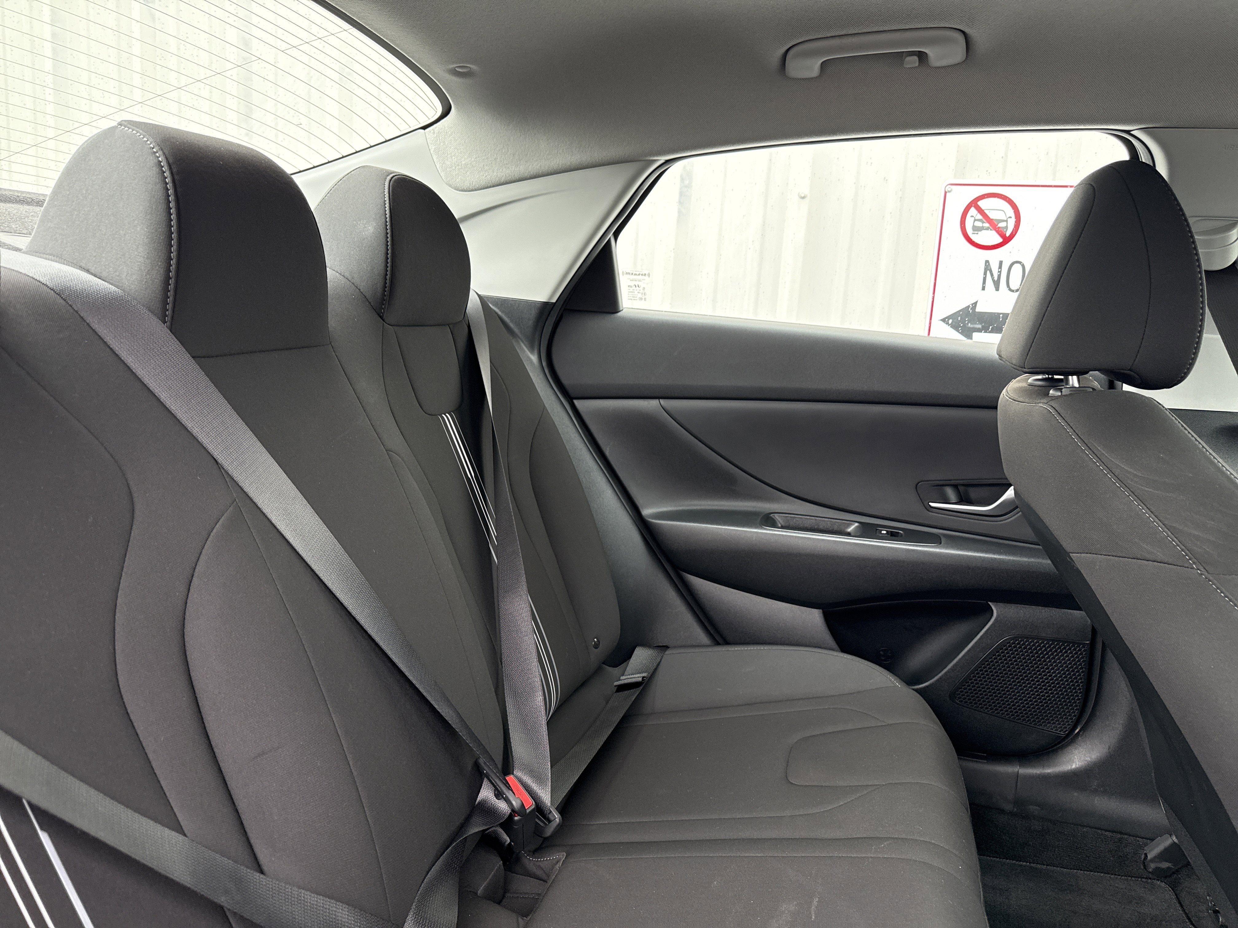 Used 2022 Hyundai Elantra SEL image 40
