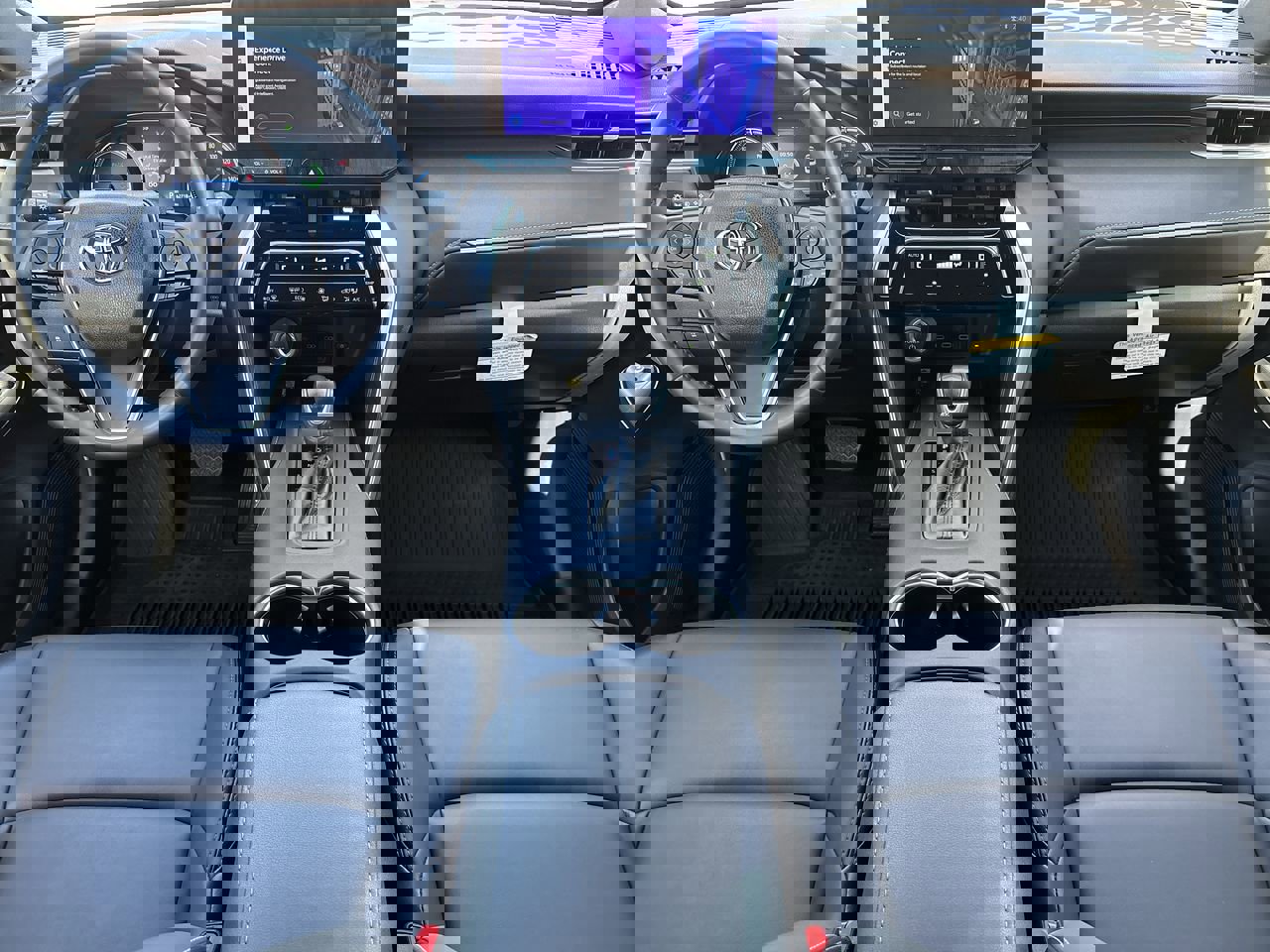 Used 2024 Toyota Venza Nightshade image 12