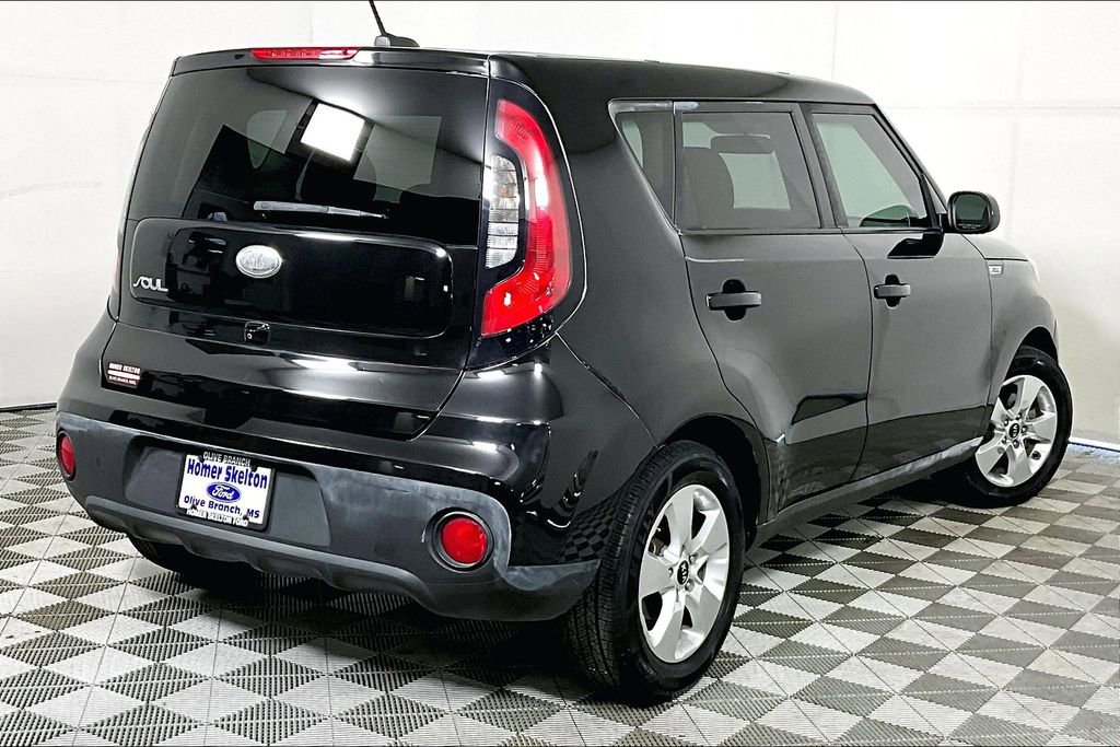Used 2019 Kia Soul image 12