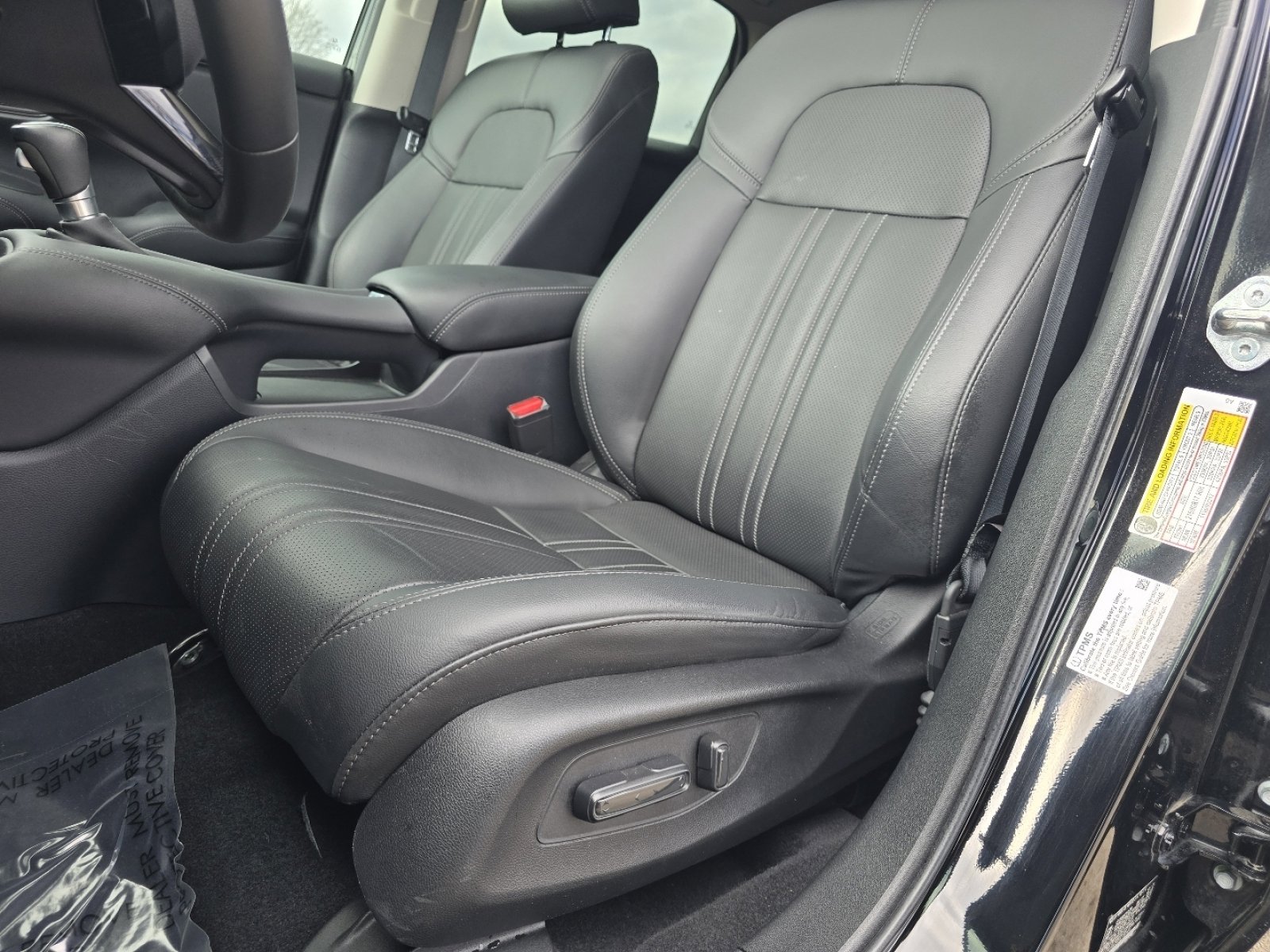 Certified 2024 Honda HR-V EX-L image 24