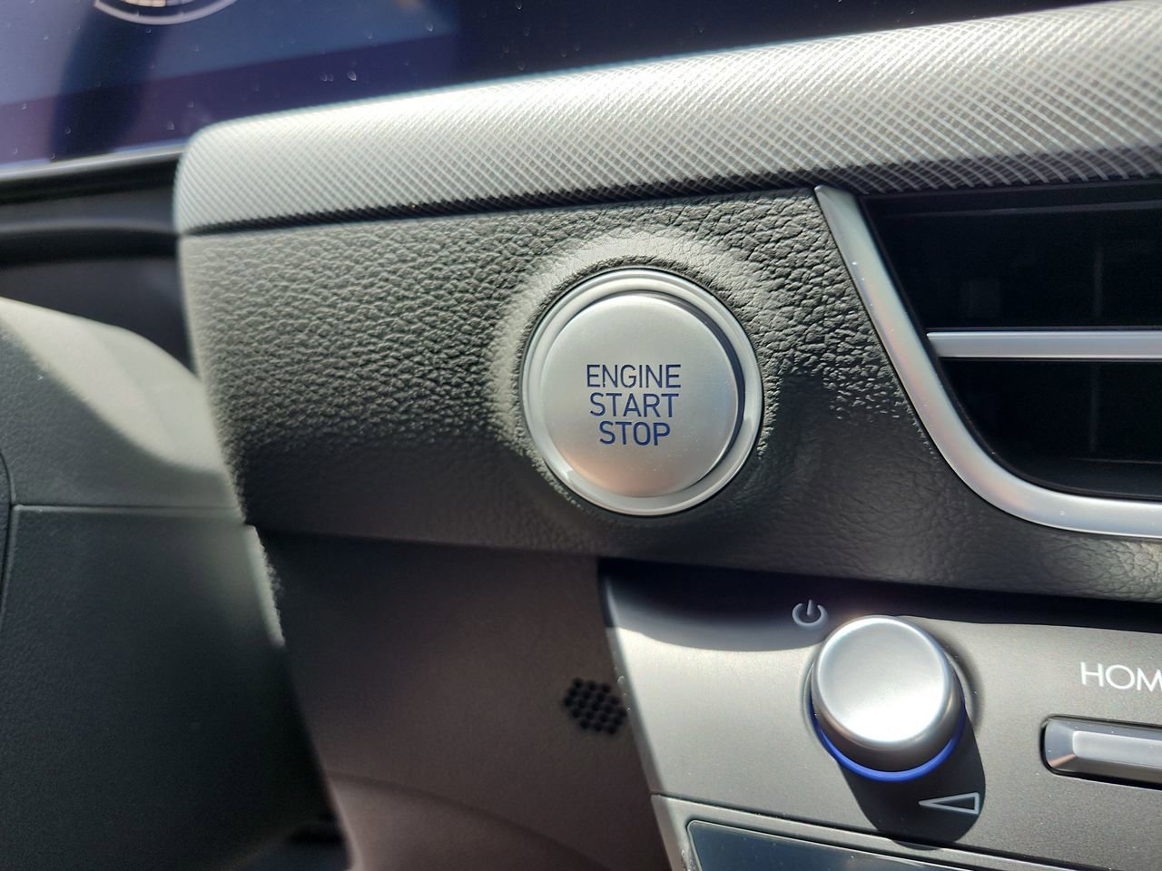 New 2026 Hyundai Sonata SEL FWD image 25