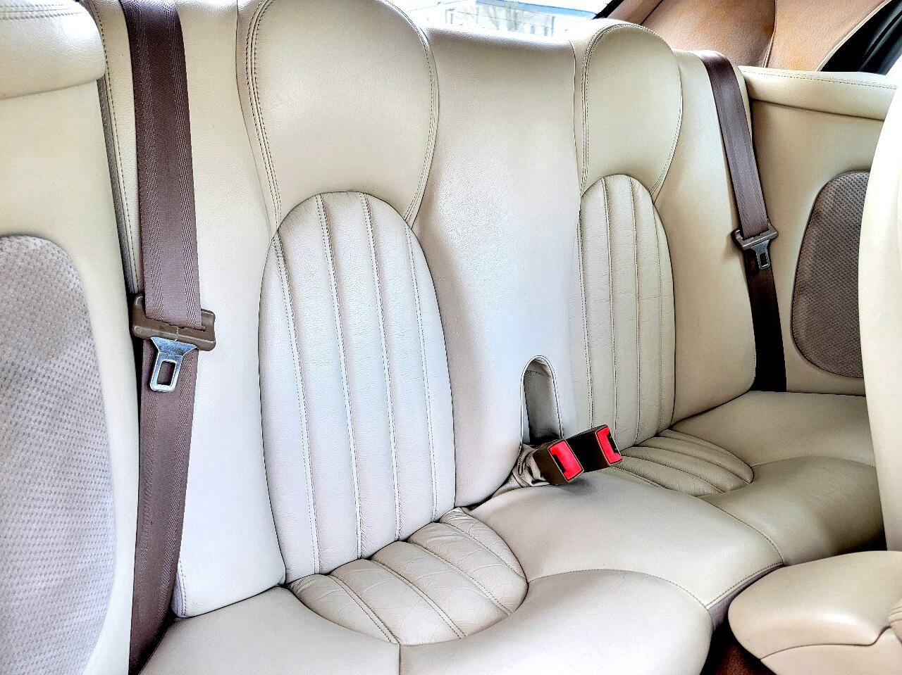 Used 2000 Jaguar XK8 Convertible image 36