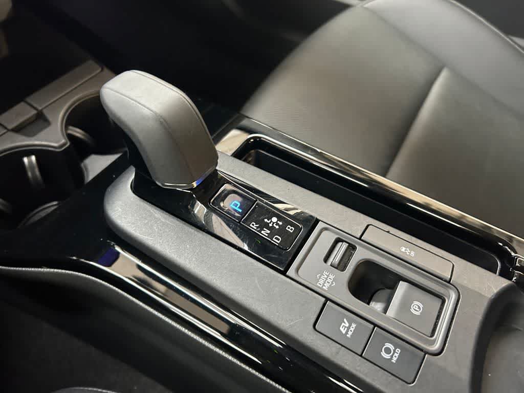 Used 2023 Toyota Prius XLE FWD image 17