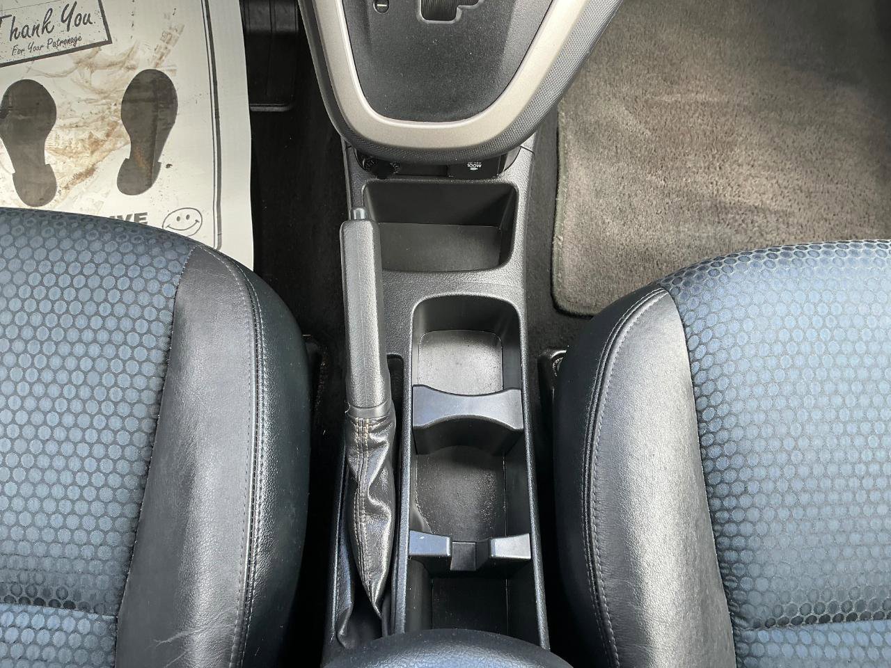 Used 2009 Pontiac Vibe GT image 19