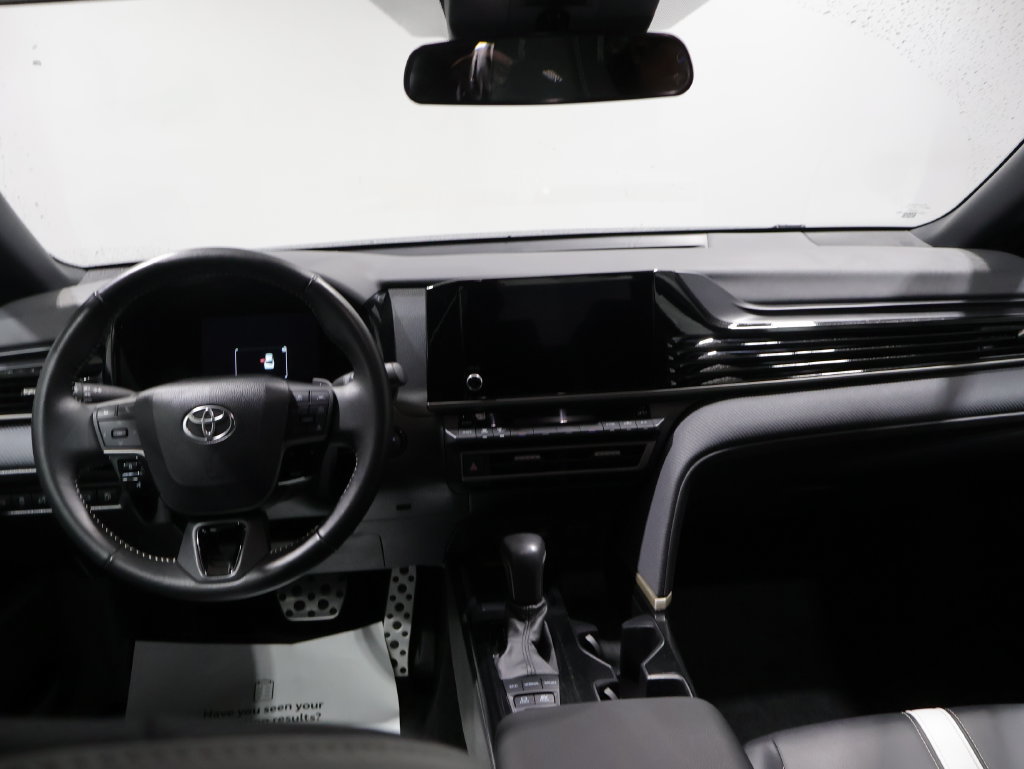 Used 2025 Toyota Camry SE FWD image 15