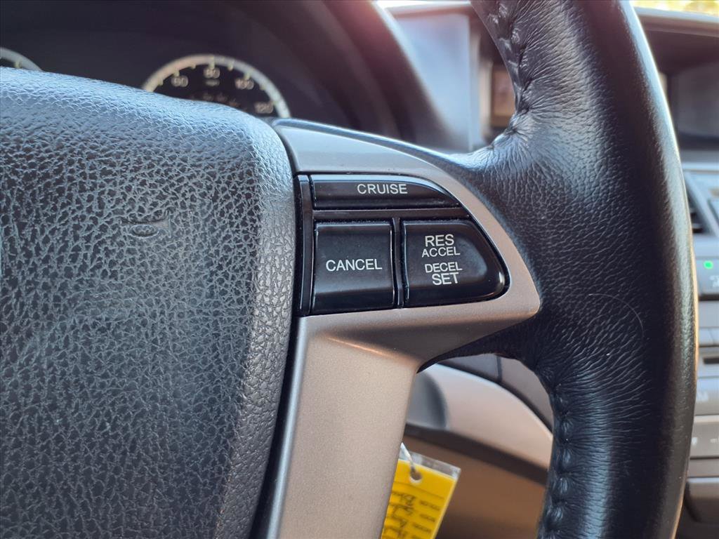 Used 2011 Honda Accord SE image 16