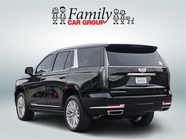 Used 2026 Cadillac Escalade Luxury w/ LPO, Floor Liner Package image 3