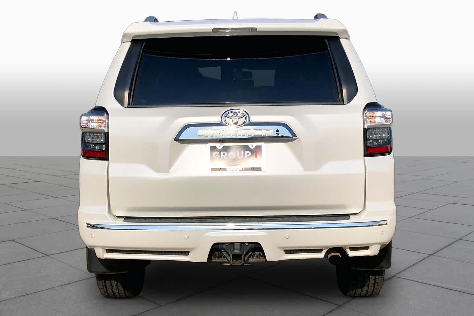 Used 2015 Toyota 4Runner Limited AWD/4WD image 5