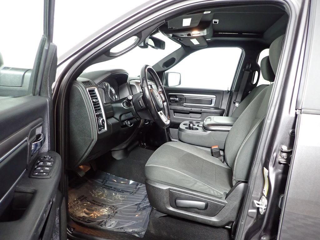 Used 2021 RAM 1500 Classic Warlock image 23