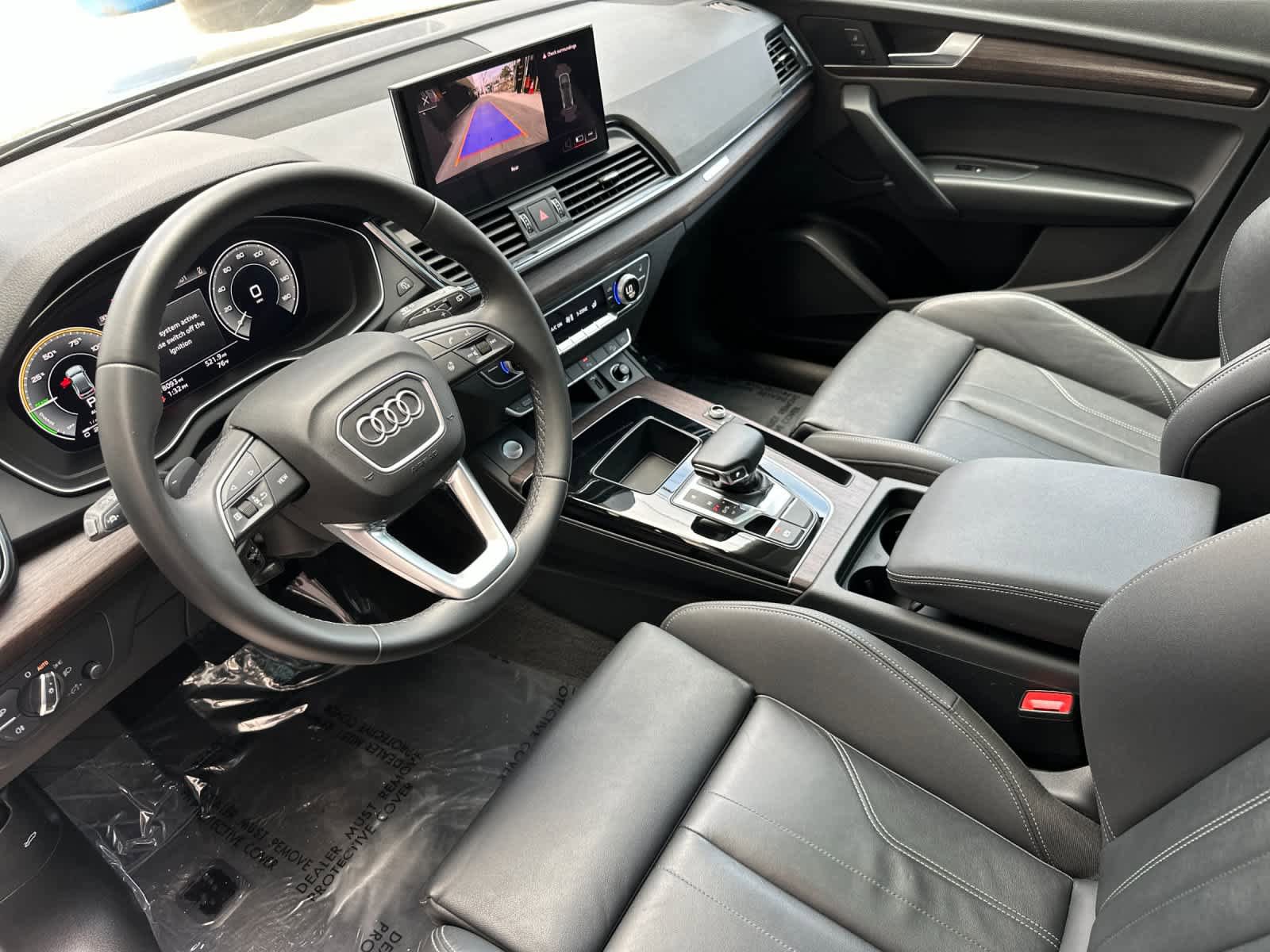 Used 2023 Audi Q5 e Premium w/ Convenience Package AWD/4WD image 11