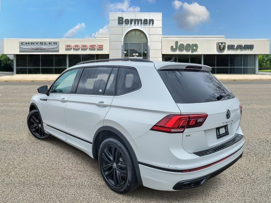 Used 2022 Volkswagen Tiguan SE R-Line image 7