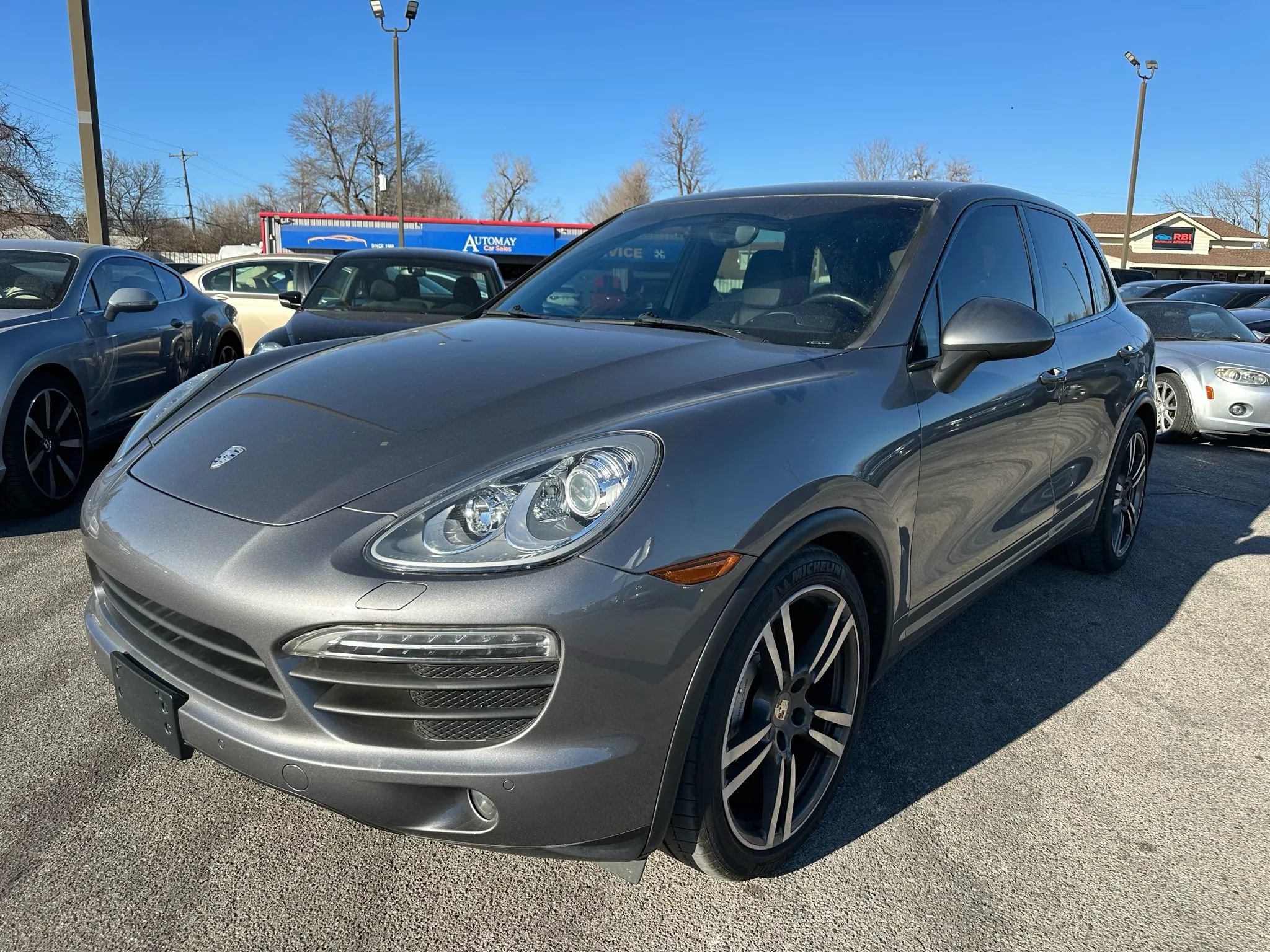Used 2011 Porsche Cayenne S AWD/4WD image 28