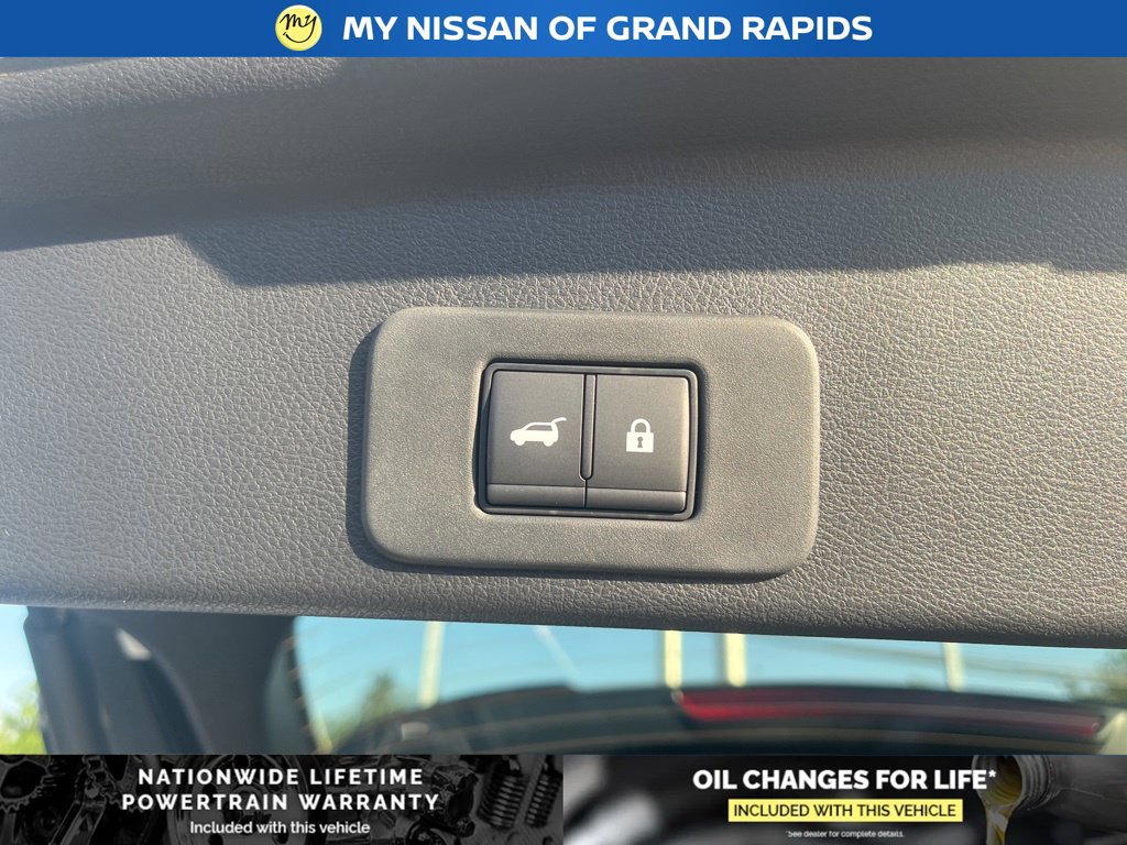 New 2026 Nissan Murano Platinum w/ Cargo Package AWD/4WD image 25