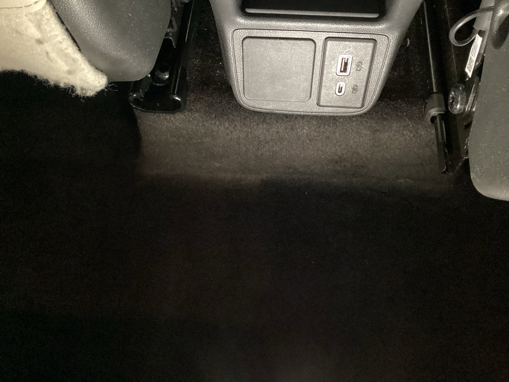 Used 2024 Buick Encore GX Sport Touring w/ Comfort Package FWD image 18