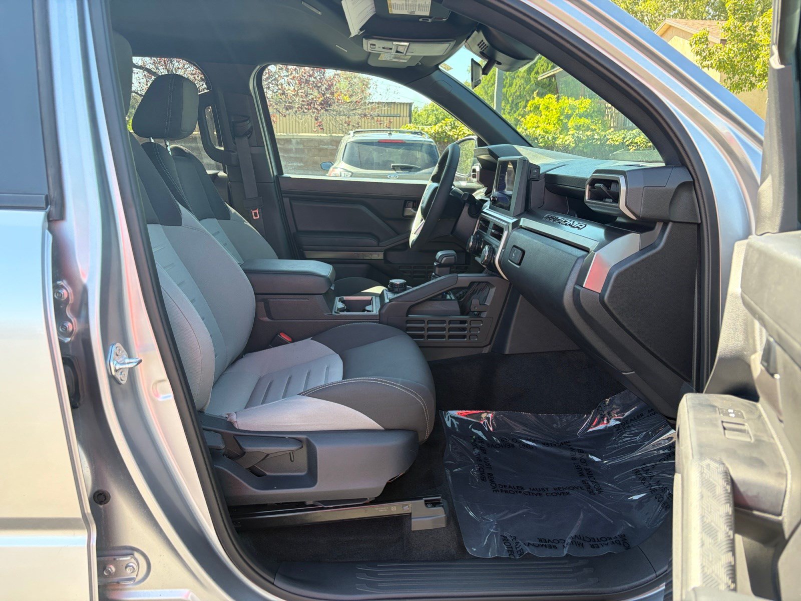 Certified 2025 Toyota Tacoma TRD Sport AWD/4WD image 29