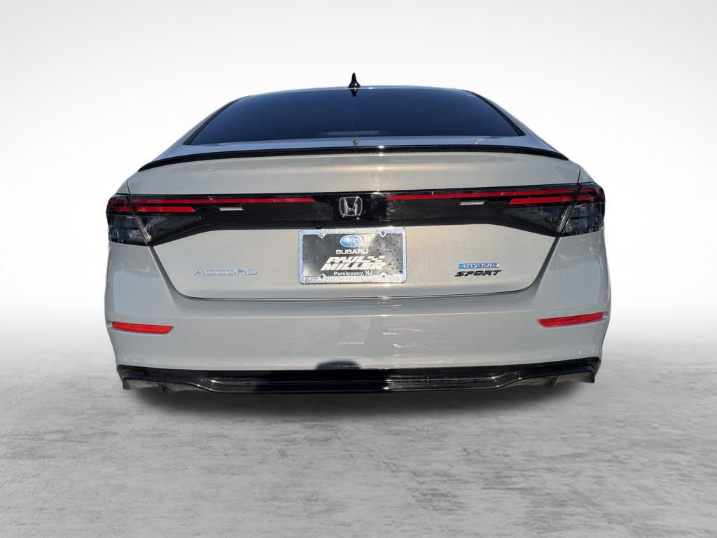 Used 2025 Honda Accord Sport image 6