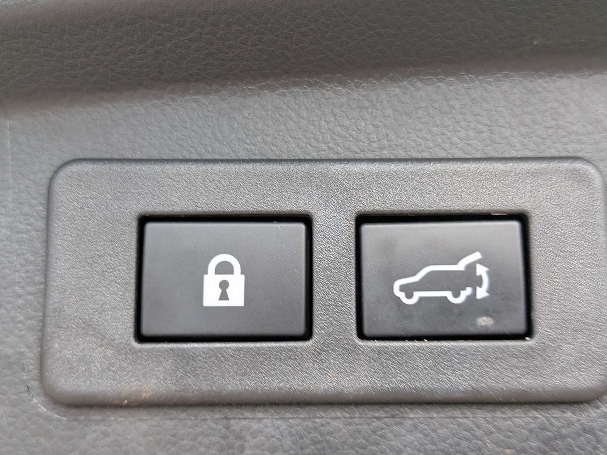 Certified 2025 Subaru Outback Premium AWD/4WD image 14