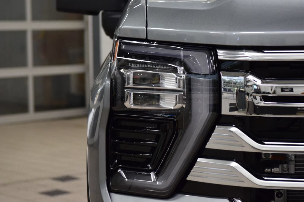 New 2026 Chevrolet Silverado 2500 High Country w/ High Country Premium Package AWD/4WD image 12